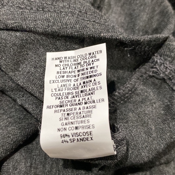 NWT: Ivy Rose | Woman’s 3/4 Sleeve Cowl Neck Top w/Draped Front - Size Medium - Picture 6 of 6